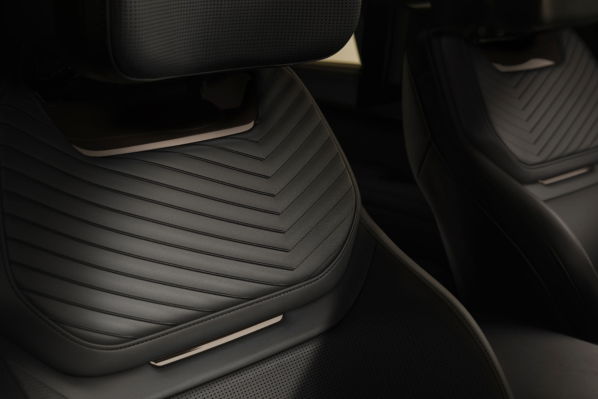 Range Rover Black Full Size 2025