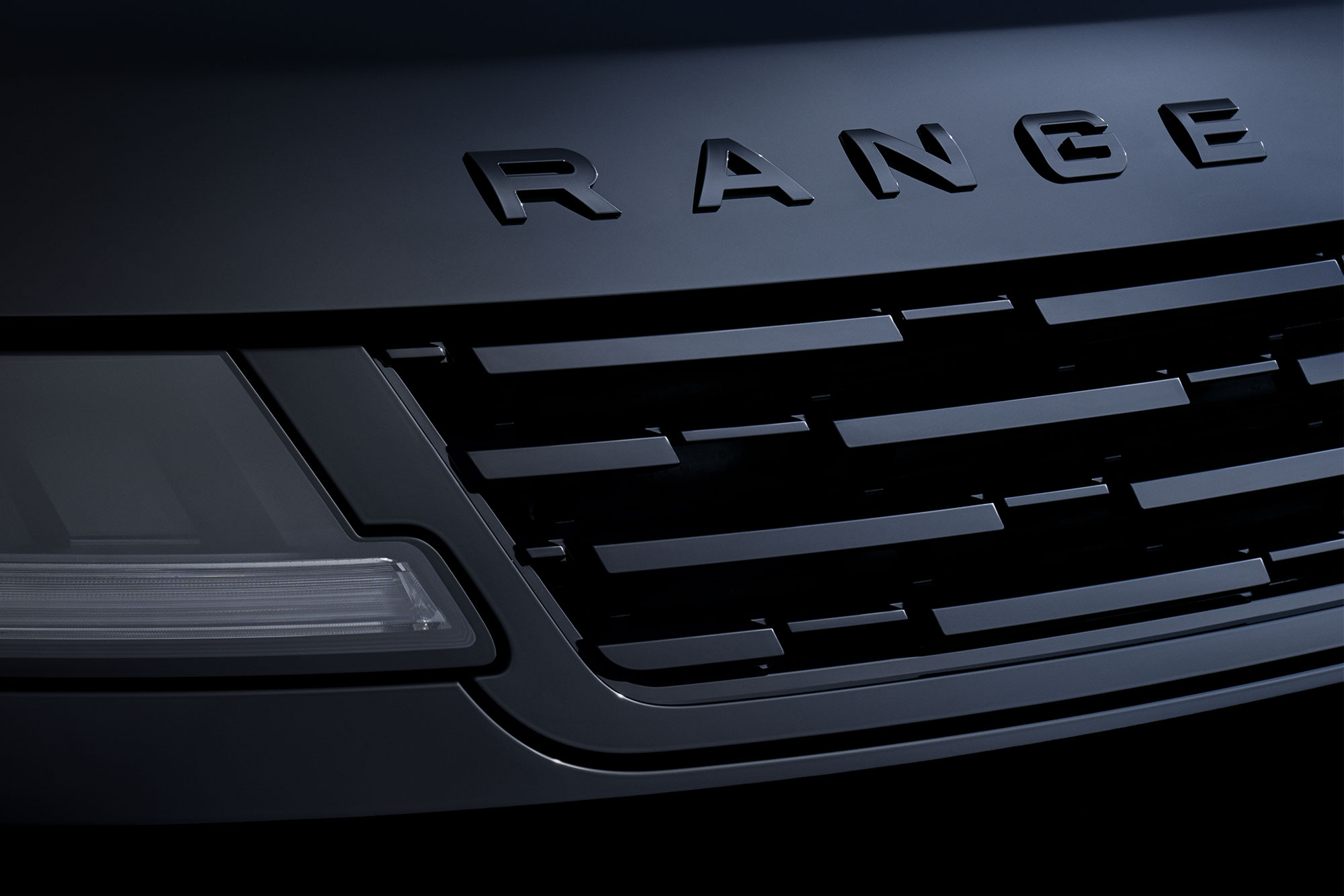 Range Rover Black Sport 2025