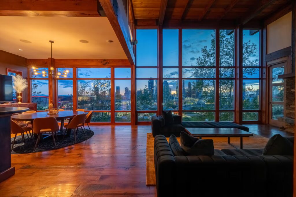 Calgary - Luxurious Executive Lodge