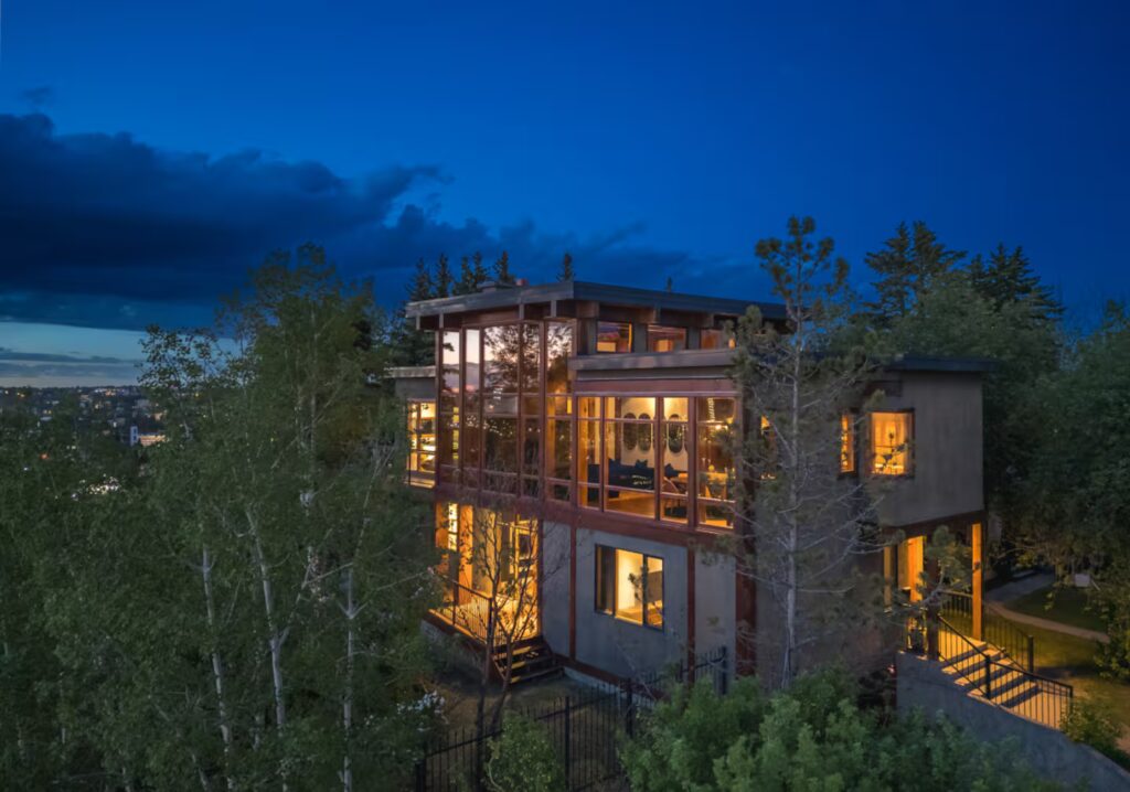 Calgary - Luxurious Executive Lodge