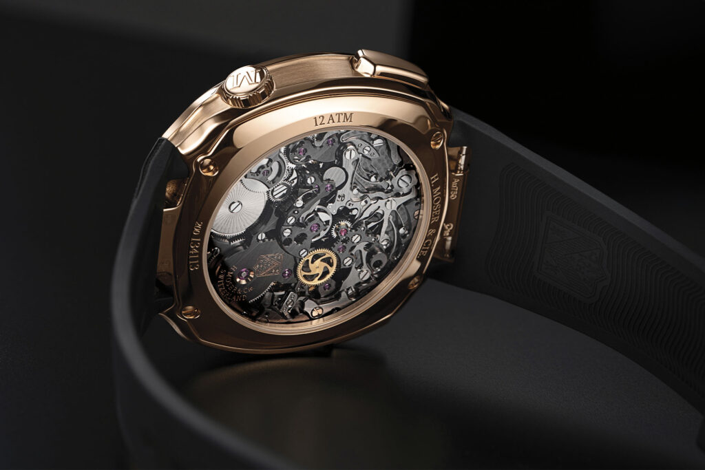 H. Moser 6907 0402 Streamliner Chronograph RG Frozen Midnight Blue Fume Lifestyle Caseback. Photo retrieved from The Book For Men Fall-Winter 2025, courtesy of H. Moser & Cie.