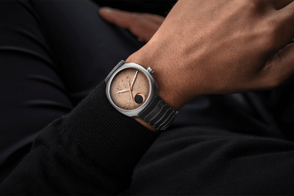 H.Moser & Cie Streamliner Perpetual Moon Meteorite 3