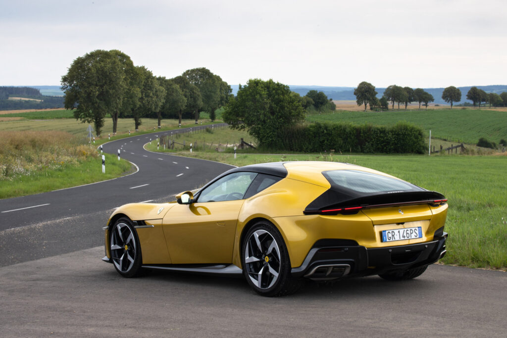 ferrari 12cilindri open road 2
