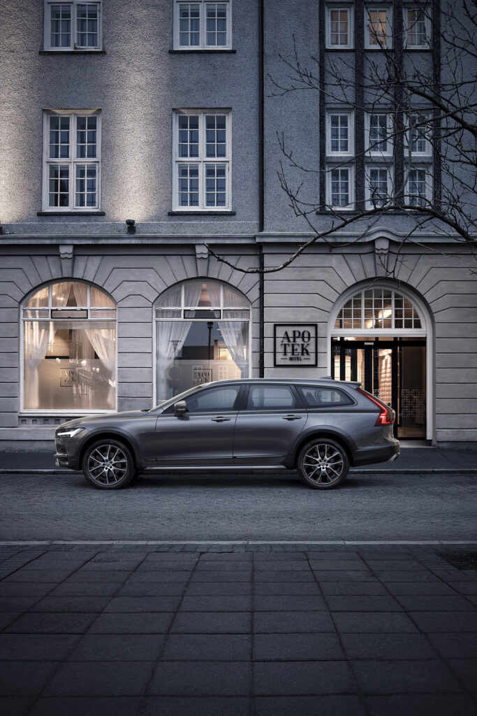 Volvo V90 Cross Country