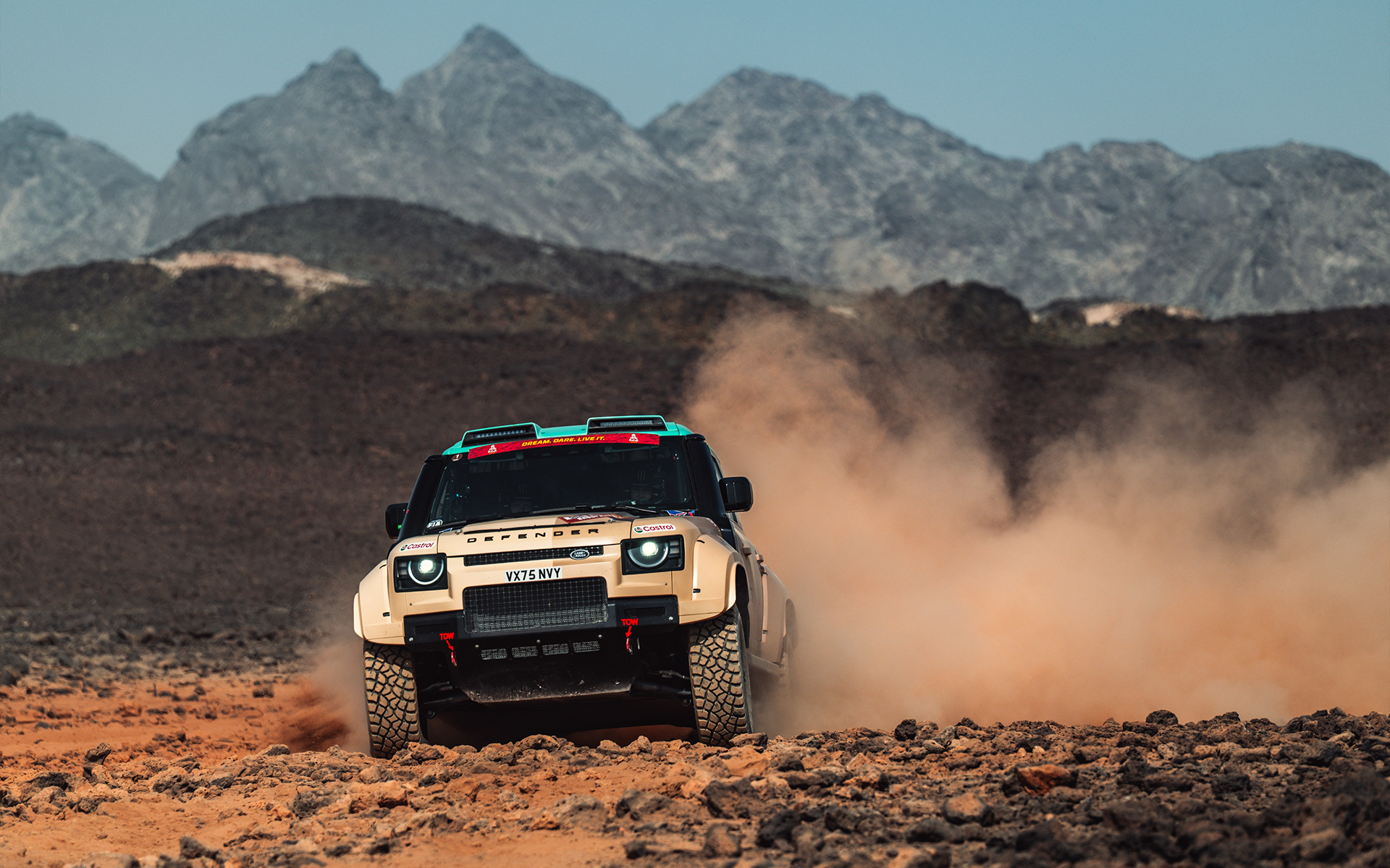 Defender Dakar SaraPrice_504_Credit_ @mchphotocz_10