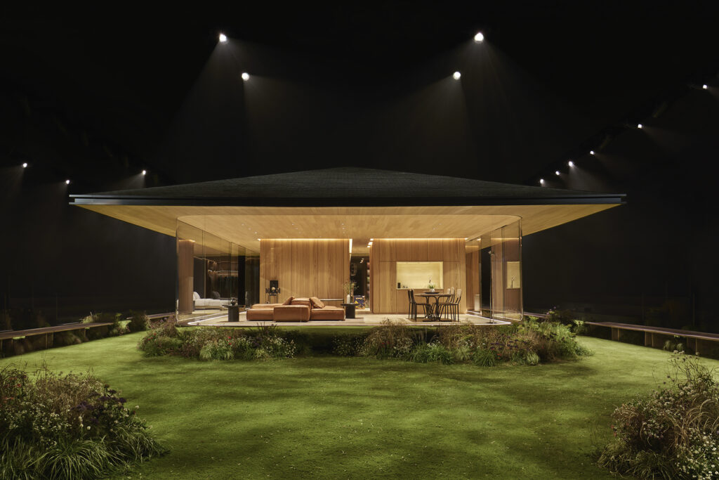 LOUIS VUITTON MEN'S FALL-WINTER 2026, EMPTY SET. PHOTO COURTESY OF LOUIS VUITTON.