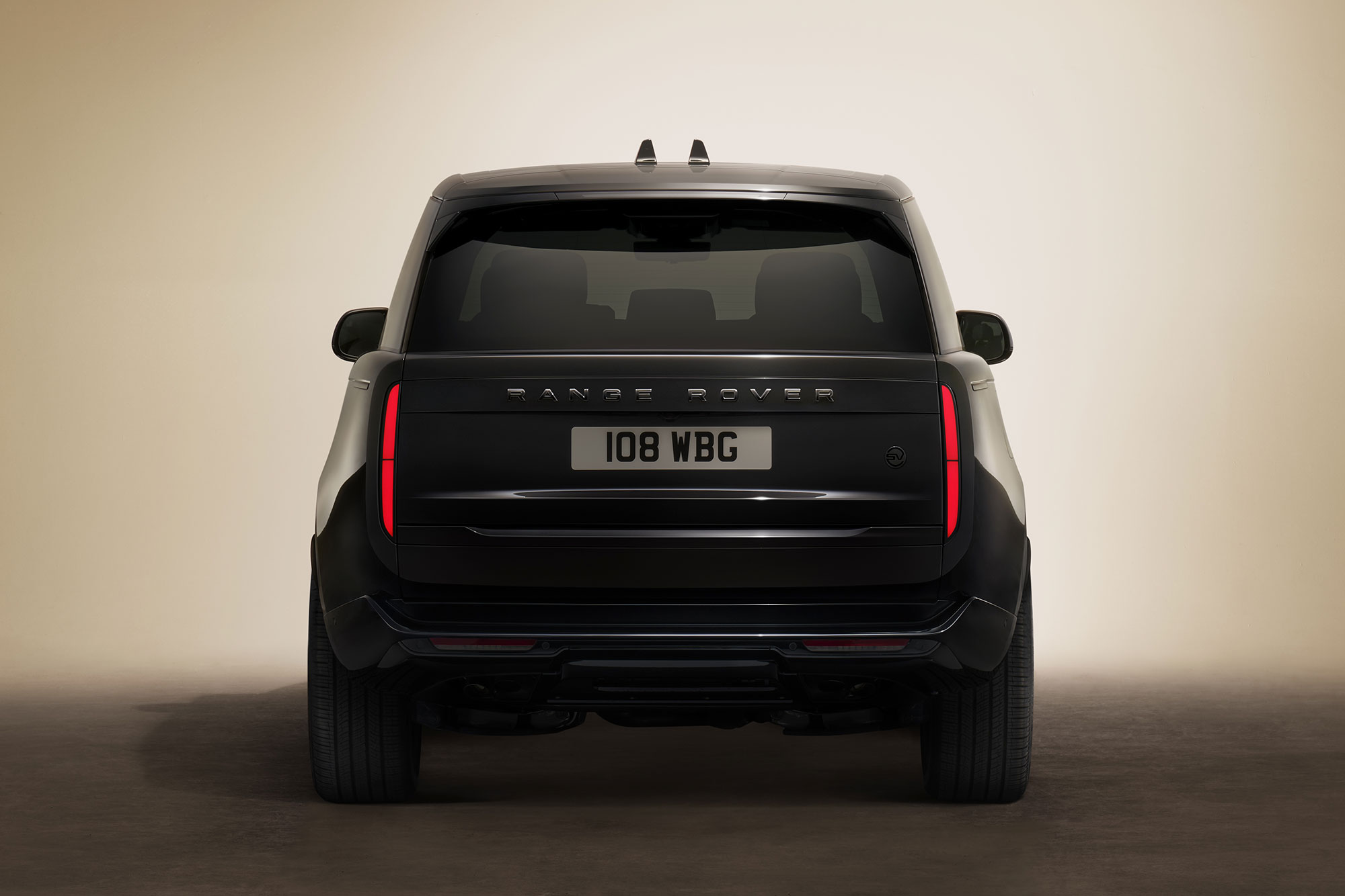 Range Rover marks the North American debut of the SV Black at Design Miami with its exclusive 'Dipped in Black' installation