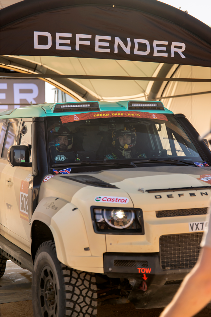 dakar rally defender 2026