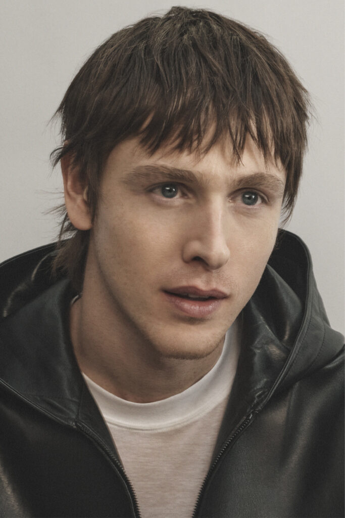 BALENCIAGA'S HEART AND BODY CAMPAIGN FEATURING A NEW COMMUNITY HARRIS DICKINSON IMAGE