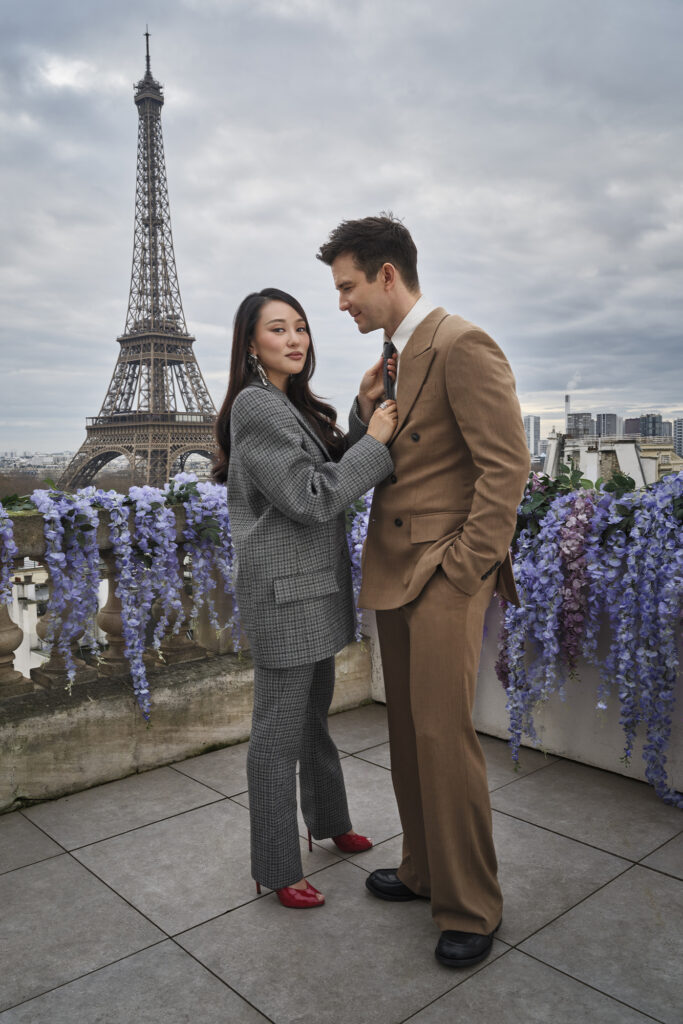YERIN HA (LEFT) AND LUKE THOMPSON OF BRIDGERTON. PHOTO C  CYRIL MASSON, COURTESY OF NETFLIX.