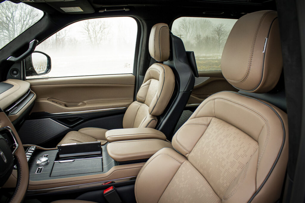 2026 Lincoln Navigator. Photo by Tyler Frederick.