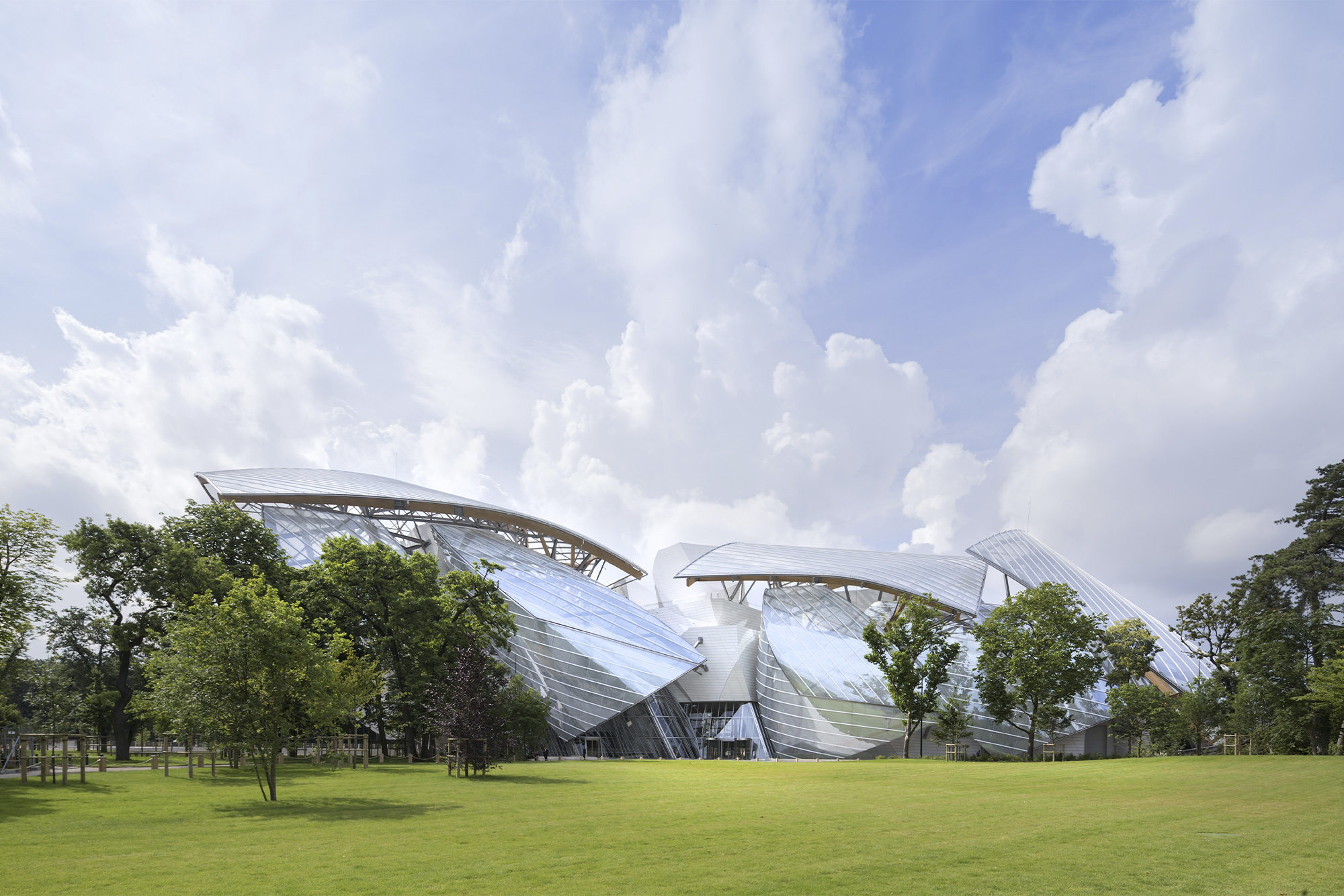 FONDATION LOUIS VUITTON