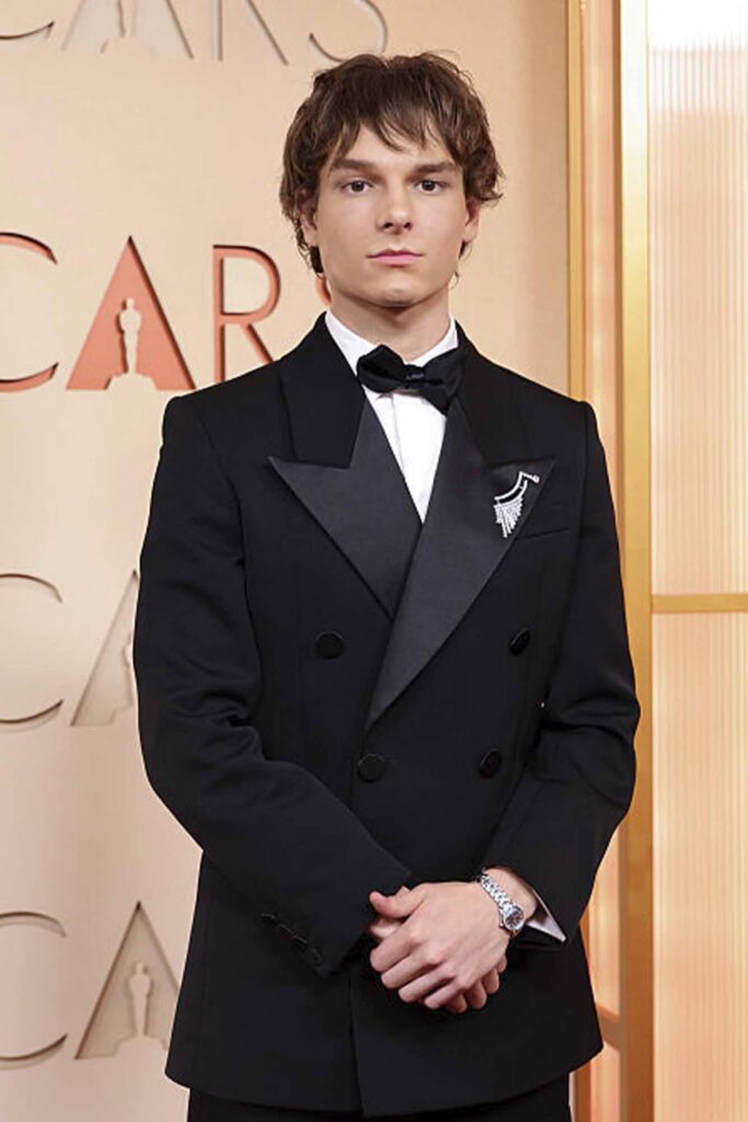 Mason Thames, TAG Heuer vintage Link “River of Diamonds”