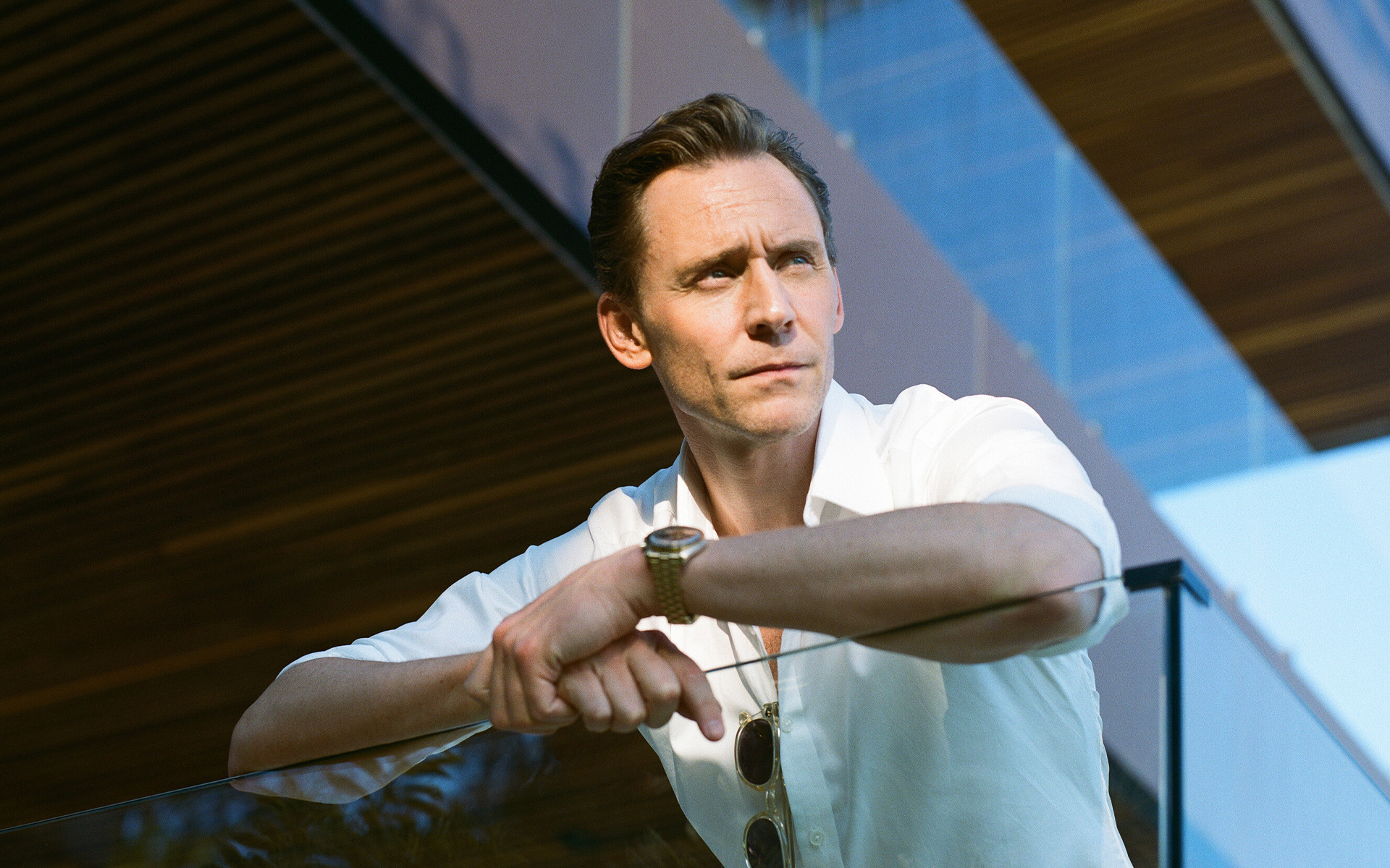 Tom Hiddleston in The Night Manager, with Rolex. Photo courtesy of Amazon MGM Studios.