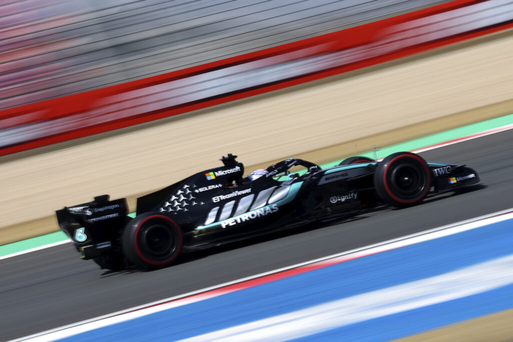 Chinese Grand Prix, Friday, Getty Images SHANGHAI, CHINA - MARCH 13: George Russell of Great Britain driving the (63) Mercedes AMG Petronas F1 Team W17 on track during practice ahead of the F1 Grand Prix of China at Shanghai International Circuit on March 13, 2026 in Shanghai, China. (Photo by Alastair Staley/LAT Images)
