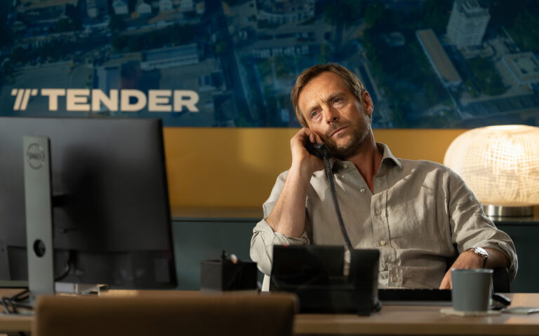 stephen campbell moore Photograph by Simon Ridgway courtesy of hbo