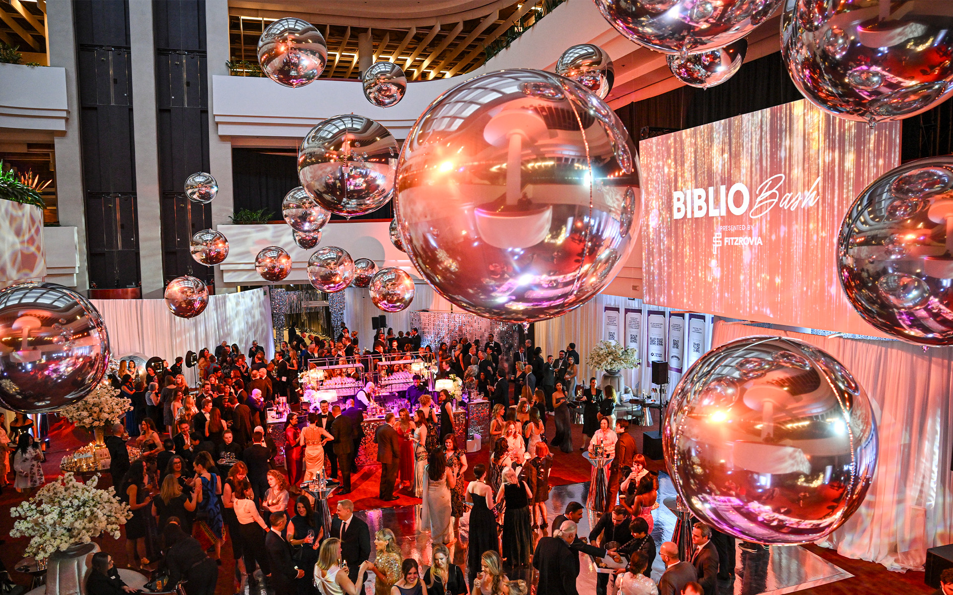 BiblioBash2026 Room photo by George Pimentel Photography