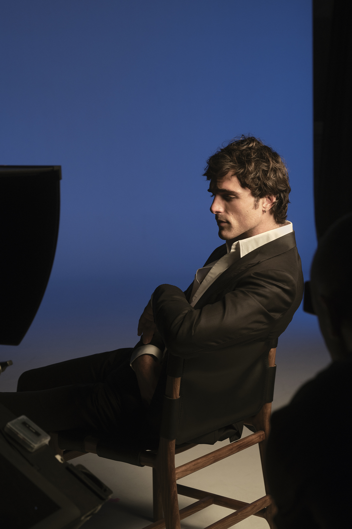 JACOB ELORDI FOR BLEU DE CHANEL. PHOTO COURTESY OF CHANEL.