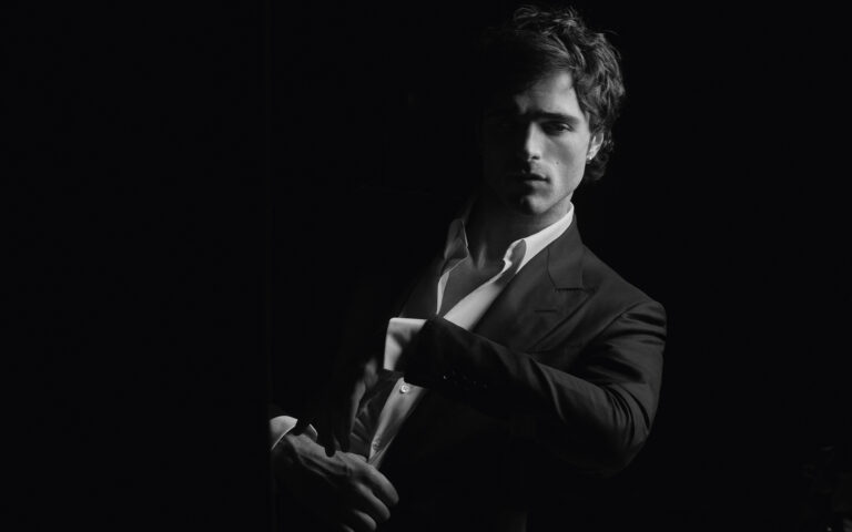 JACOB ELORDI FOR BLEU DE CHANEL. PHOTO COURTESY OF CHANEL.