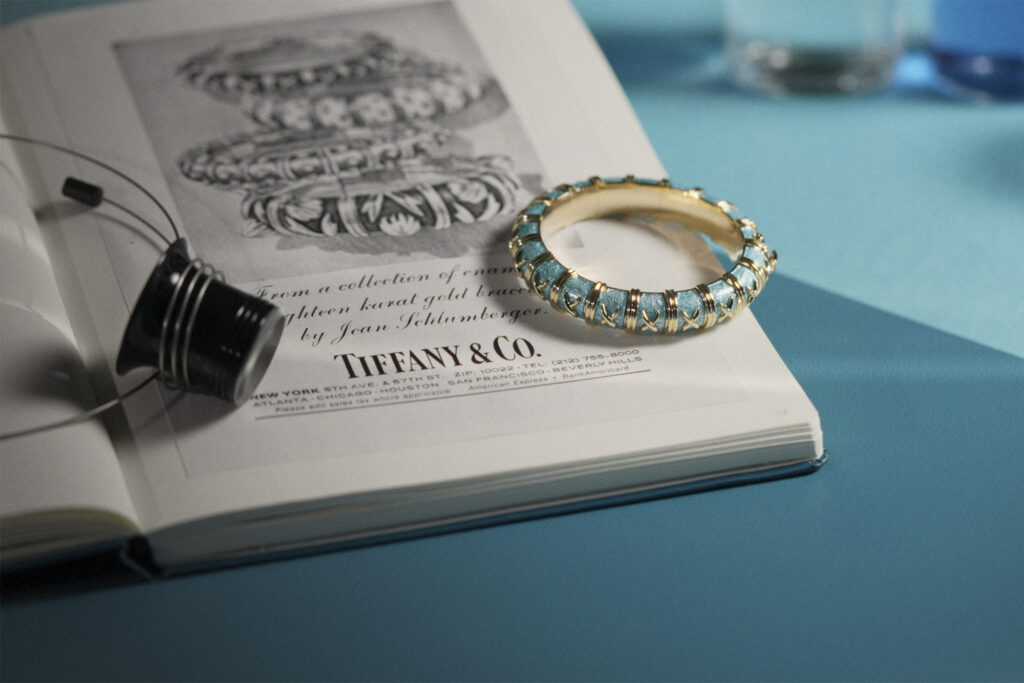 Jean Schlumberger by Tiffany Paillonné Enamel Bangle in Tiffany Blue