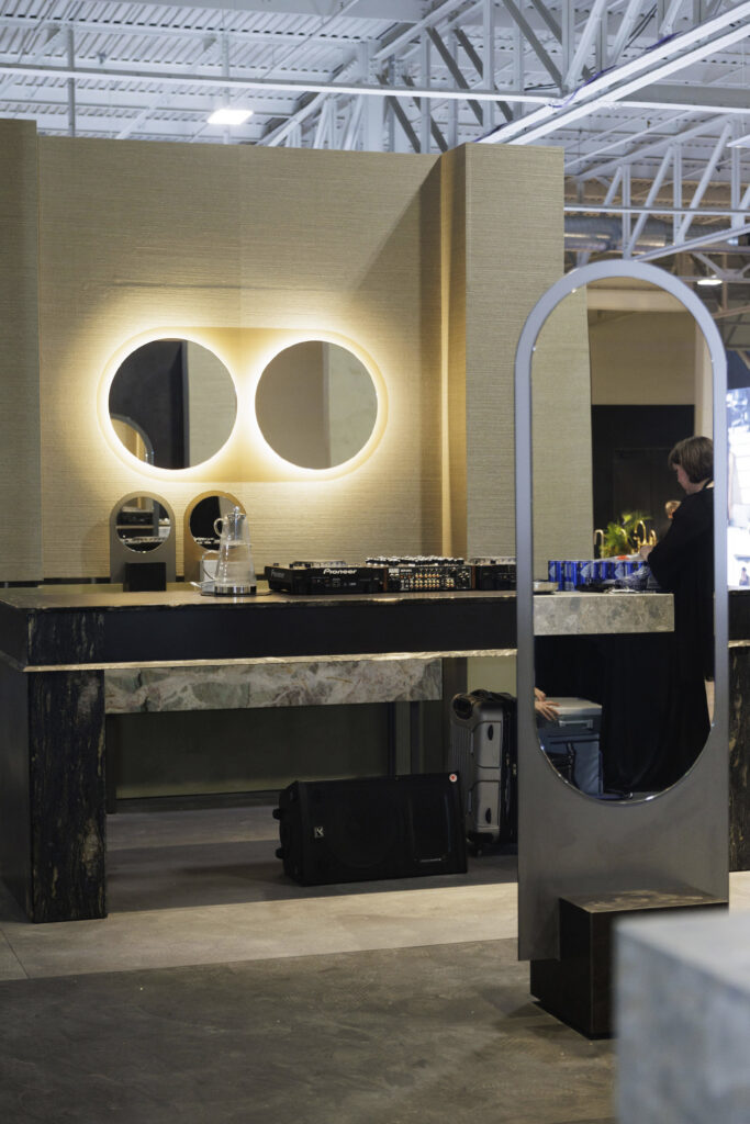 MODOFORMA BY JAMES MONETTE, PHOTO COURTESY OF LIVING LUXE DESIGN SHOW.