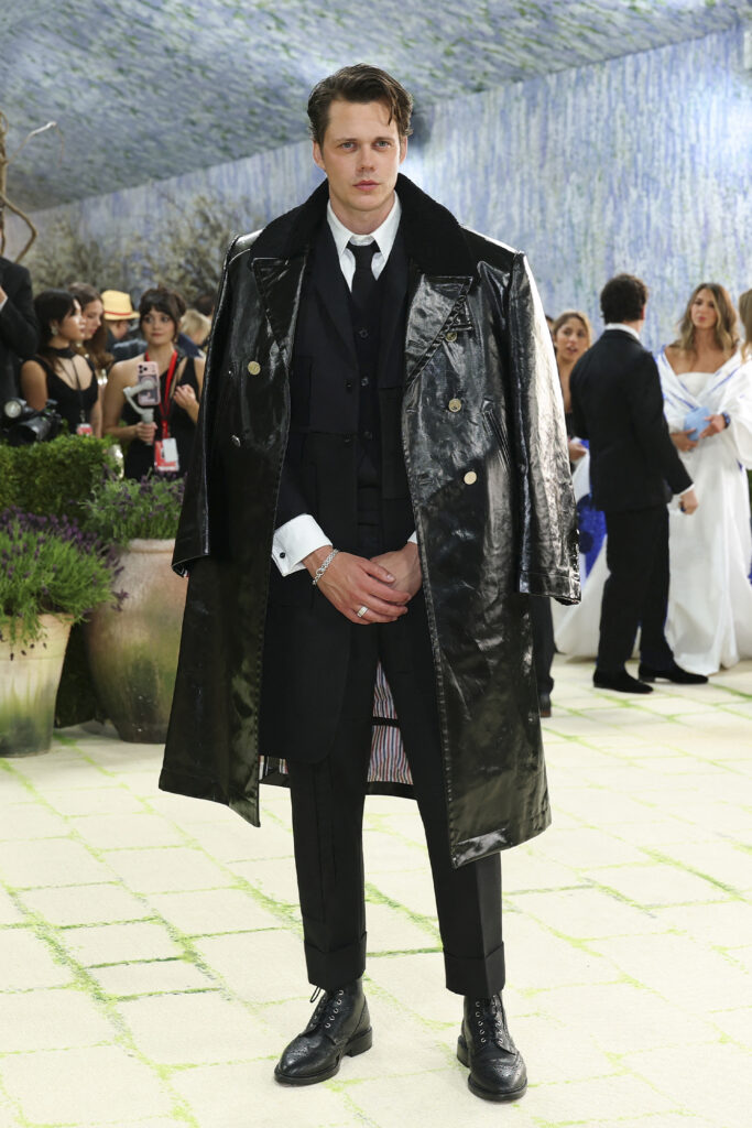 Bill Skarsgard at the Met Gala 2026 in Thom Brown. Photo via Getty, courtesy of Thom Brown.