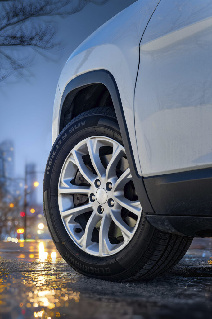 AGILITY SUV. RIDGECRAWLER. PHOTO COURTESY OF BLACKHAWK TIRES CANADA.