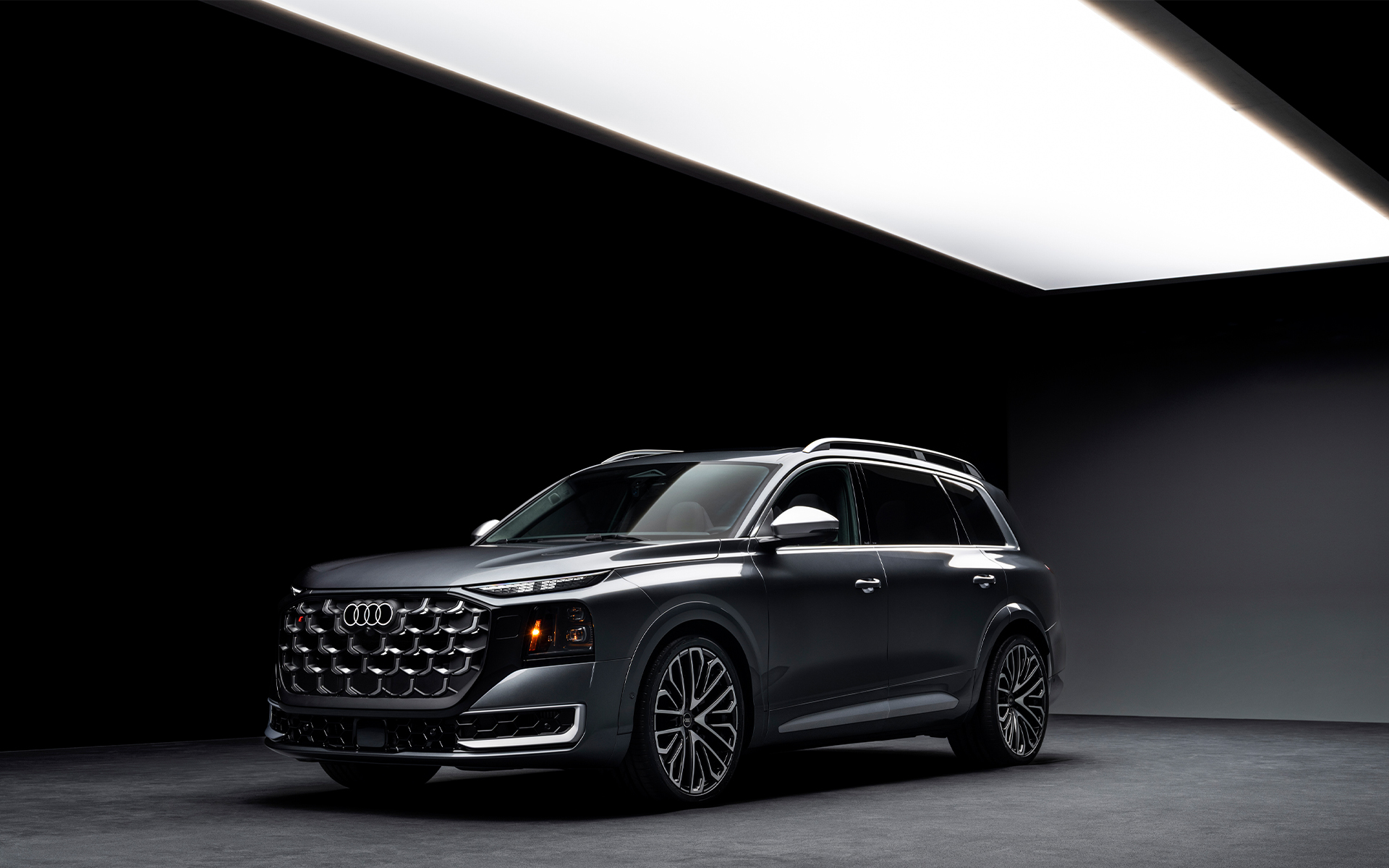All-New Audi Q9 SUV 7-2026. Photo courtesy of Audi.