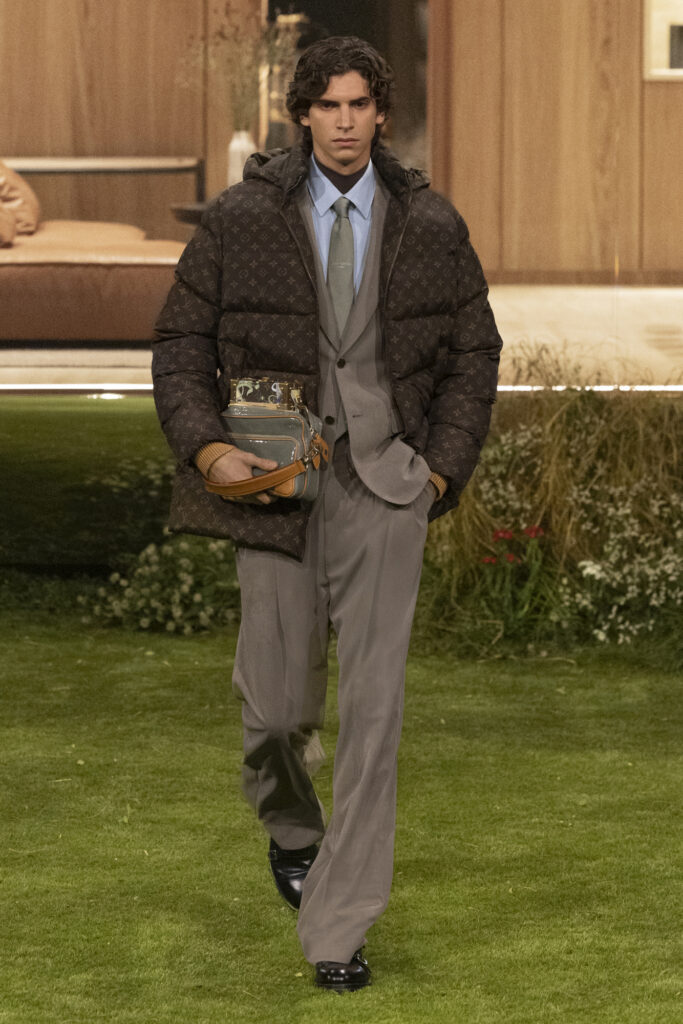 LOUIS VUITTON SILK TECH, MEN'S FALL WINTER 2026. PHOTOS COURTESY OF LOUIS VUITTON.