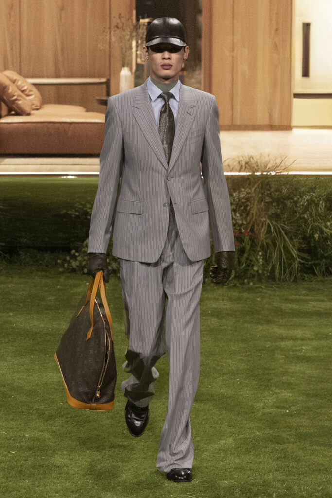 LOUIS VUITTON SILK TECH, MEN'S FALL WINTER 2026. PHOTOS COURTESY OF LOUIS VUITTON.
