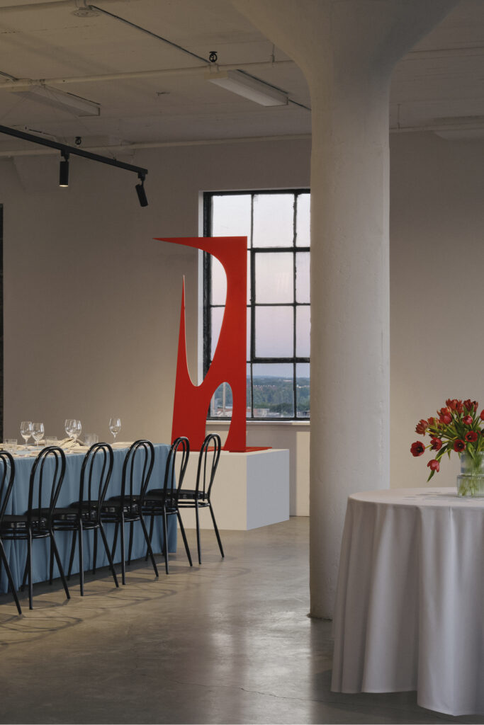Menu Extra x Dan Climan — Photo Copyright Alex Lesage