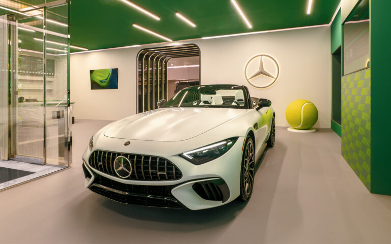 Mercedes-Benz Studio Toronto