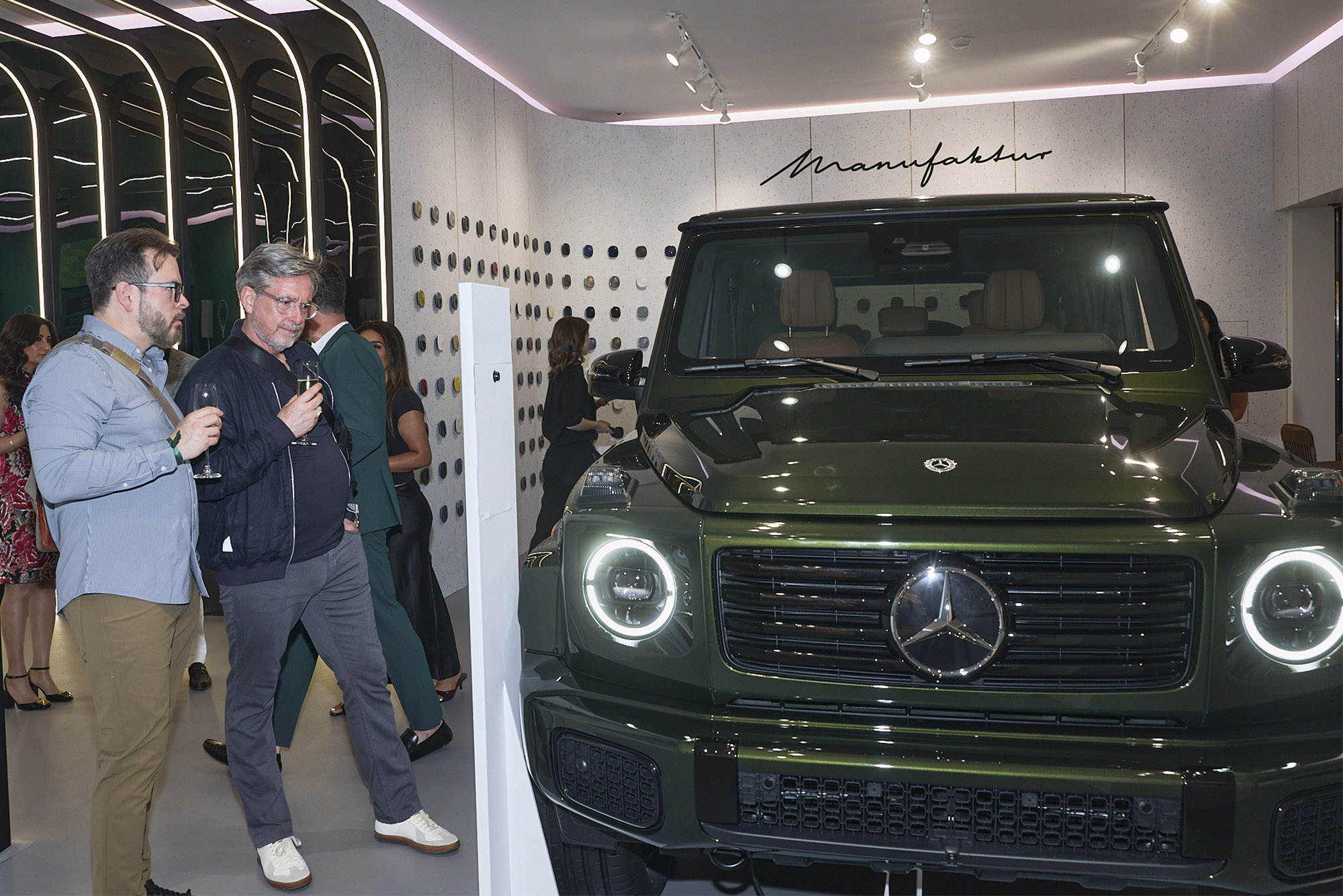 MERCEDES-BENZ STUDIO TORONTO. PHOTO BY DAVID PIKE.