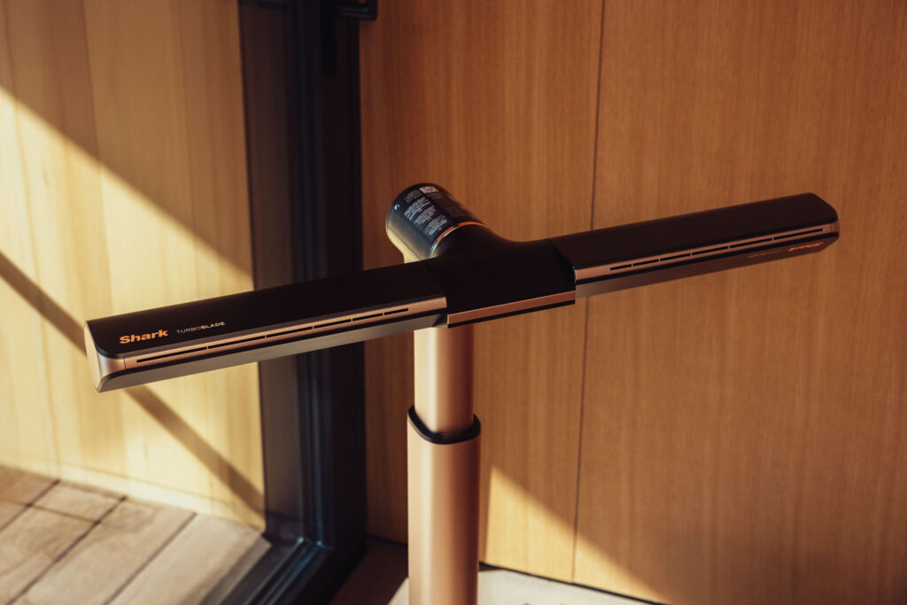 Range Rover House Muskoka shark ninja 
