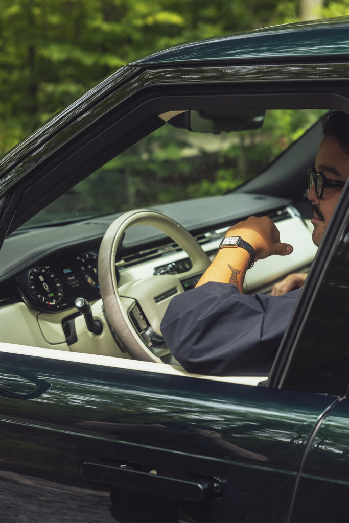 Range Rover House Muskoka - Photo by Denis Lipman