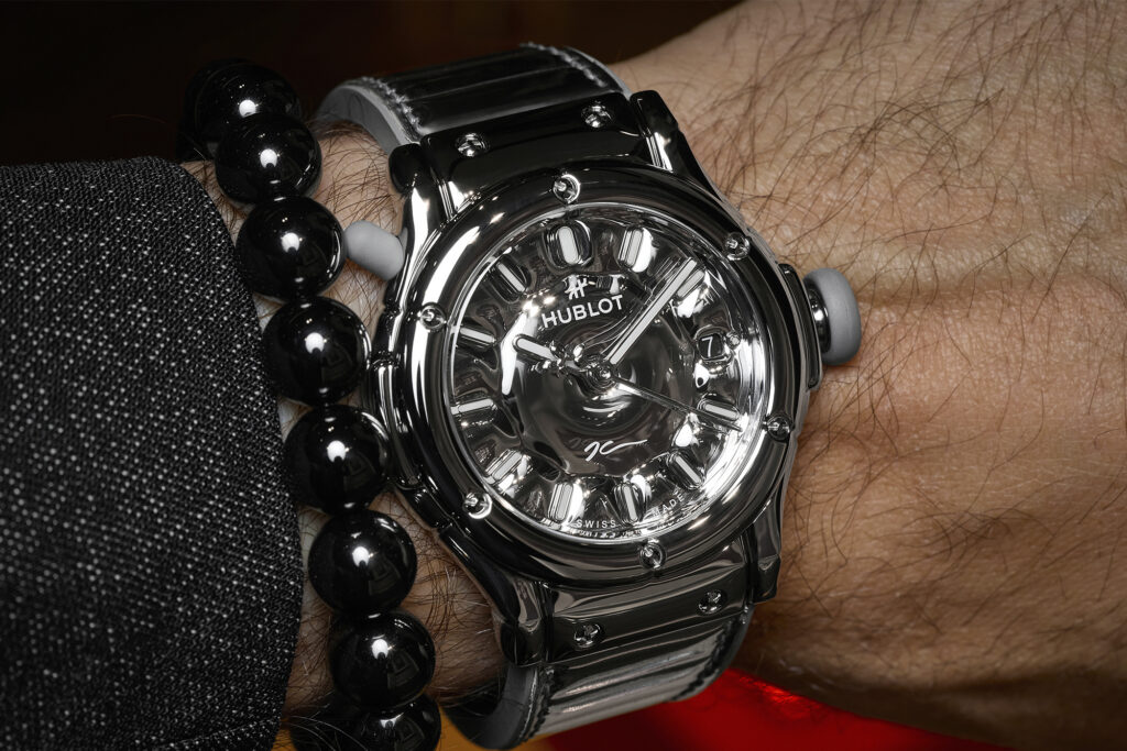 HUBLOT AND JEFF KOONS COLLABORATION PHOTO COURTESY OF HUBLOT