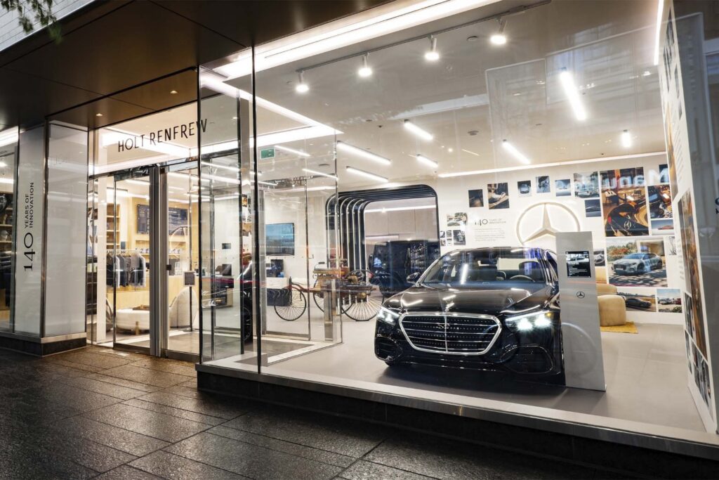 Mercedes-Benz Toronto Holt Renfrew Pop-Up. Photo courtesy of Newswire.