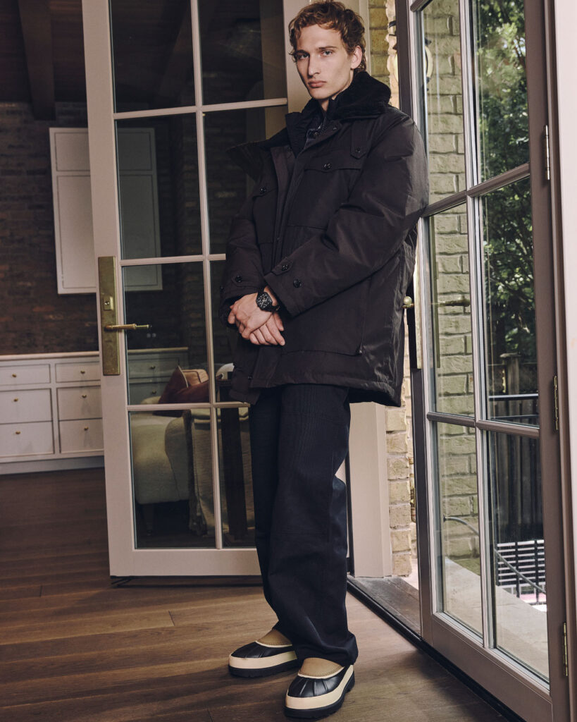 Cold Front
Master the art of cold weather
dressing from head-to-toe.
RIGHT: COAT (,850), SWEATER (5), PANTS (0) BY
CANADA GOOSE; DENIM JACKET (PRICE UPON REQUEST)
BY COS; SHOES (5) BY SOREL; WATCH (,600) BY RADO.
LEFT: COAT (,900) AND SHIRT (,890) BY FENDI.