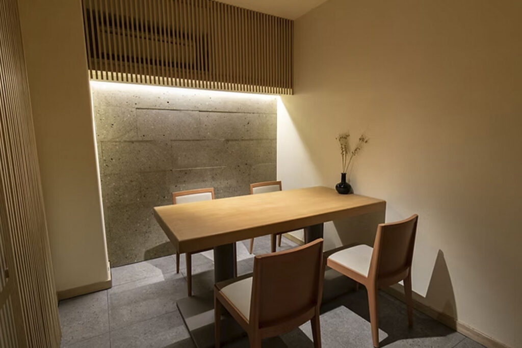 Photo courtesy of the Sakai Roppongi.